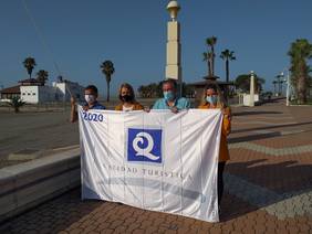 Motril iza sus ‘Q’ de calidad turística en Playa Granada y Playa de Poniente como distinción de calidad y excelencia