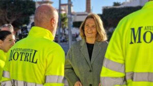 El Ayuntamiento de Motril refuerza el servicio de limpieza con la contratación de 2 nuevos camiones y 7 operarios