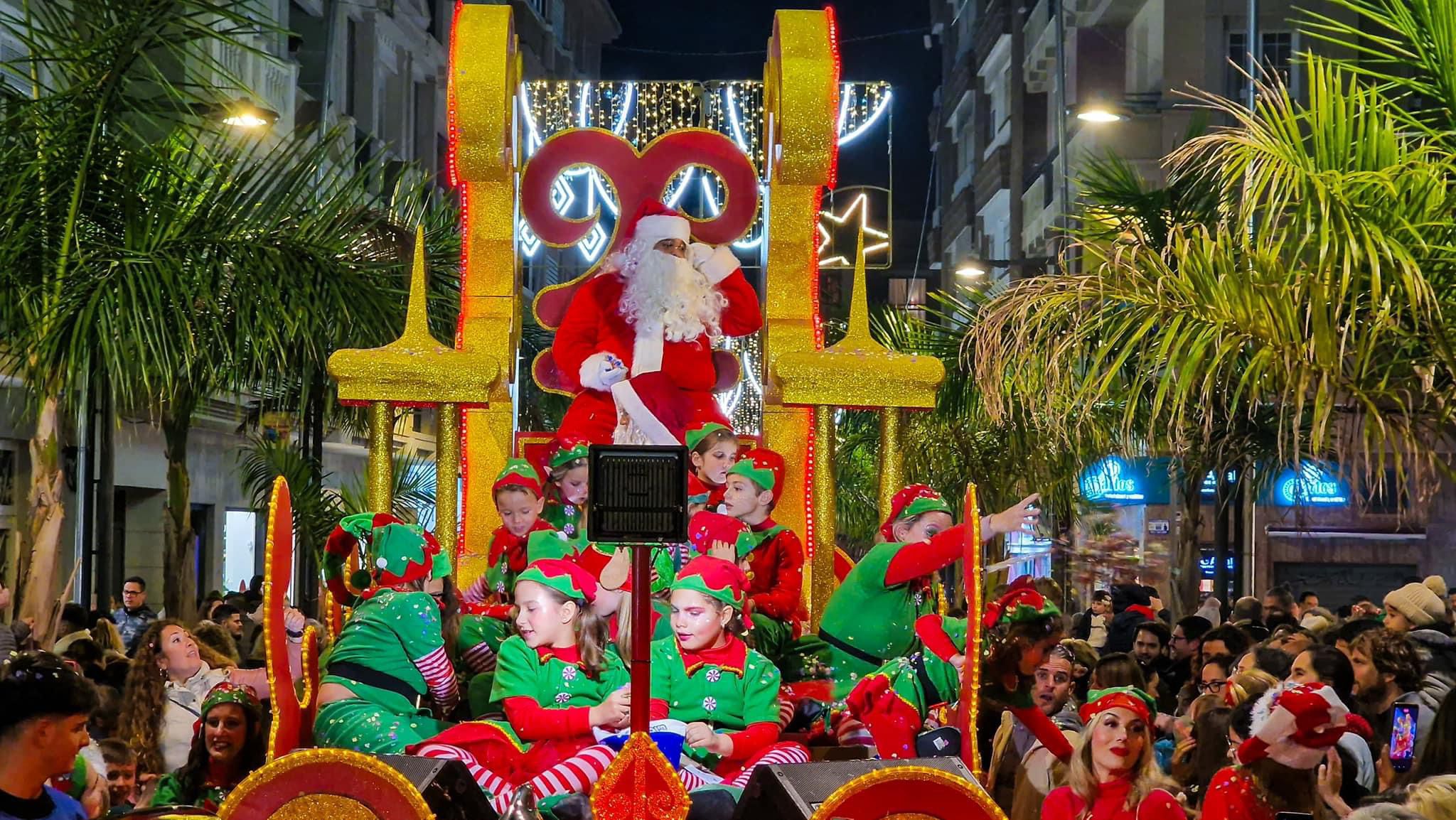 GRAN DESFILE DE PAPÁ NOEL